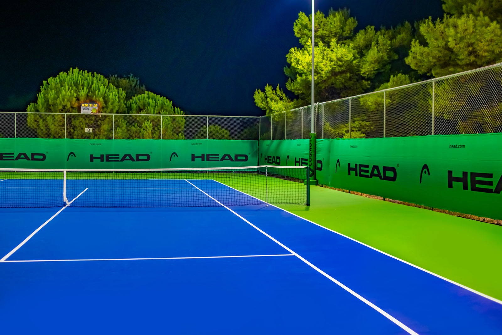 Court 8 LED lighting